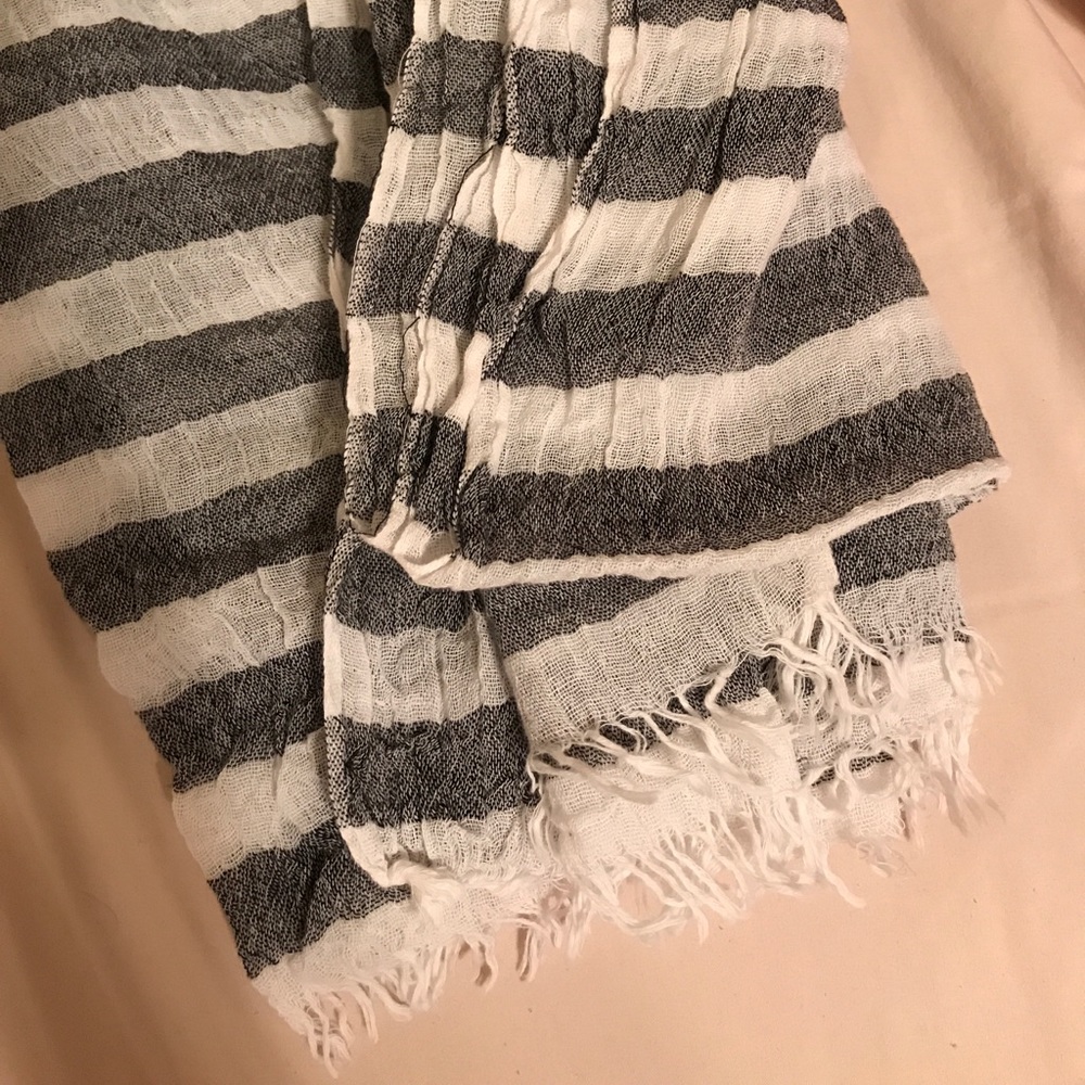 Striped cotton scarf