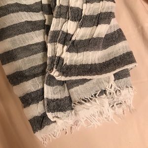 Striped cotton scarf