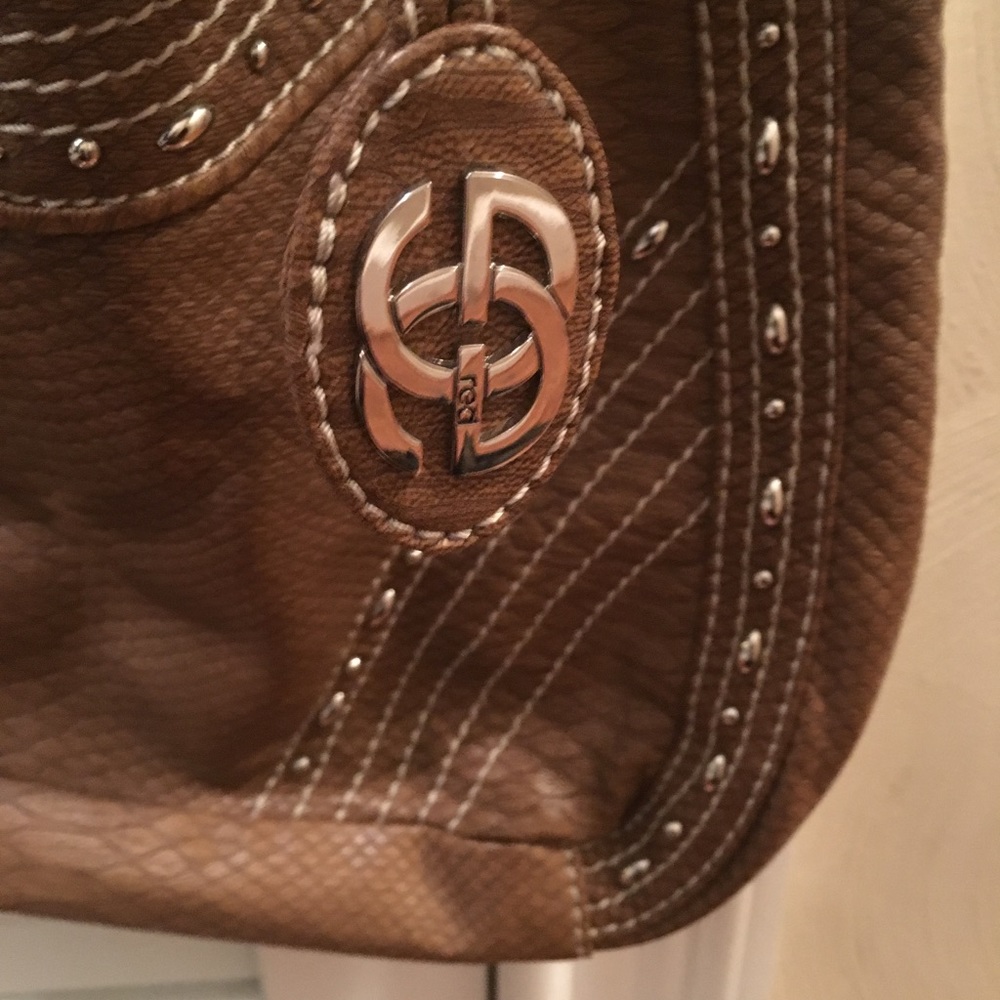 RED handbag! - Picture 3 of 5