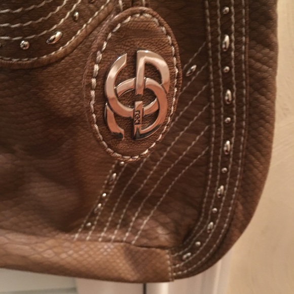 RED handbag! - Picture 3 of 5