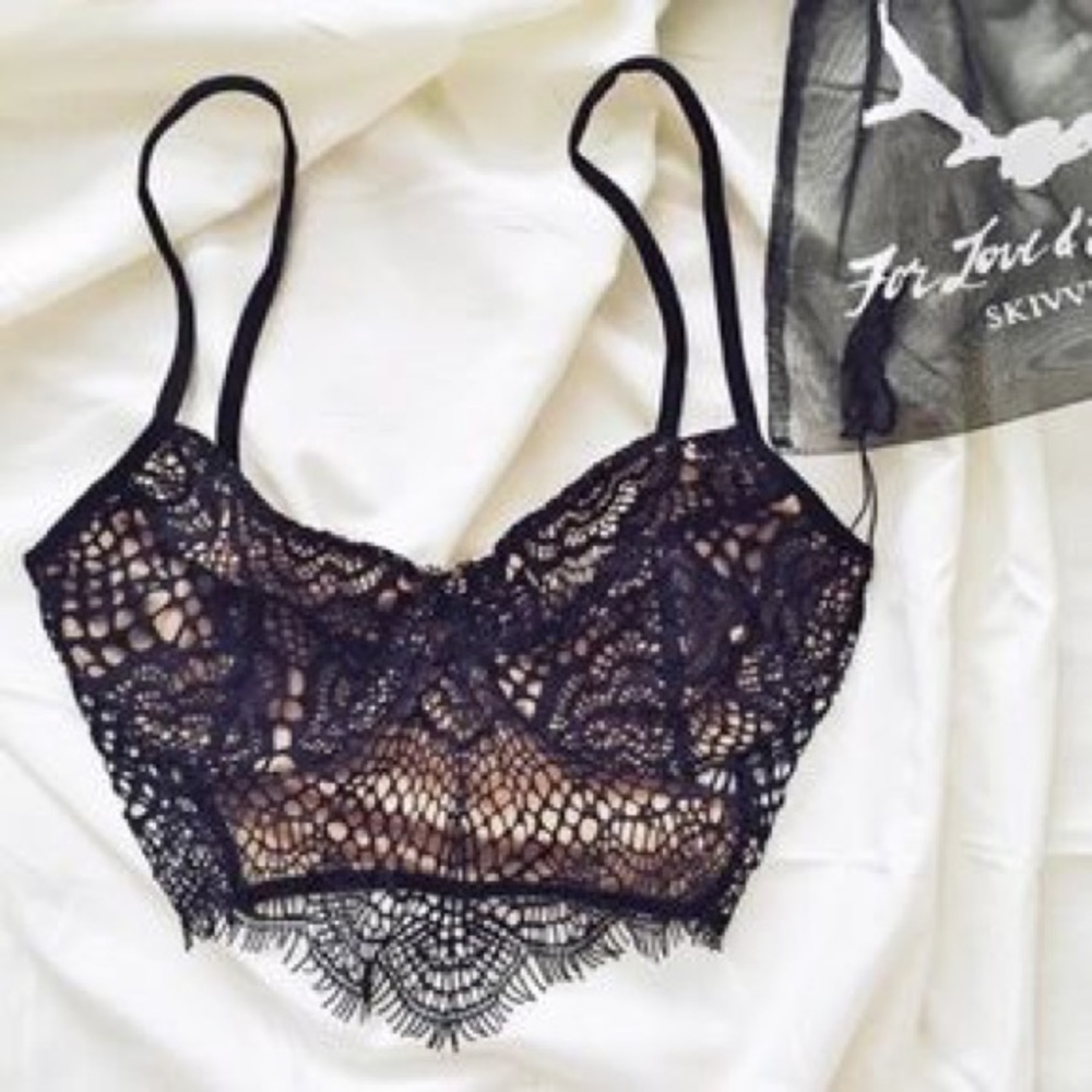 🍁FALL SALE🍁 For Love & Lemons Bat Your Lashes