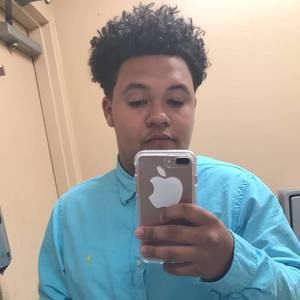 Meet your Posher, Devin