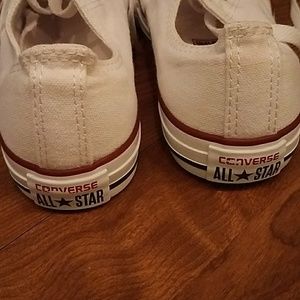 Converse Shoes - White Converse size 6 Converse Shoes - White Converse size 6