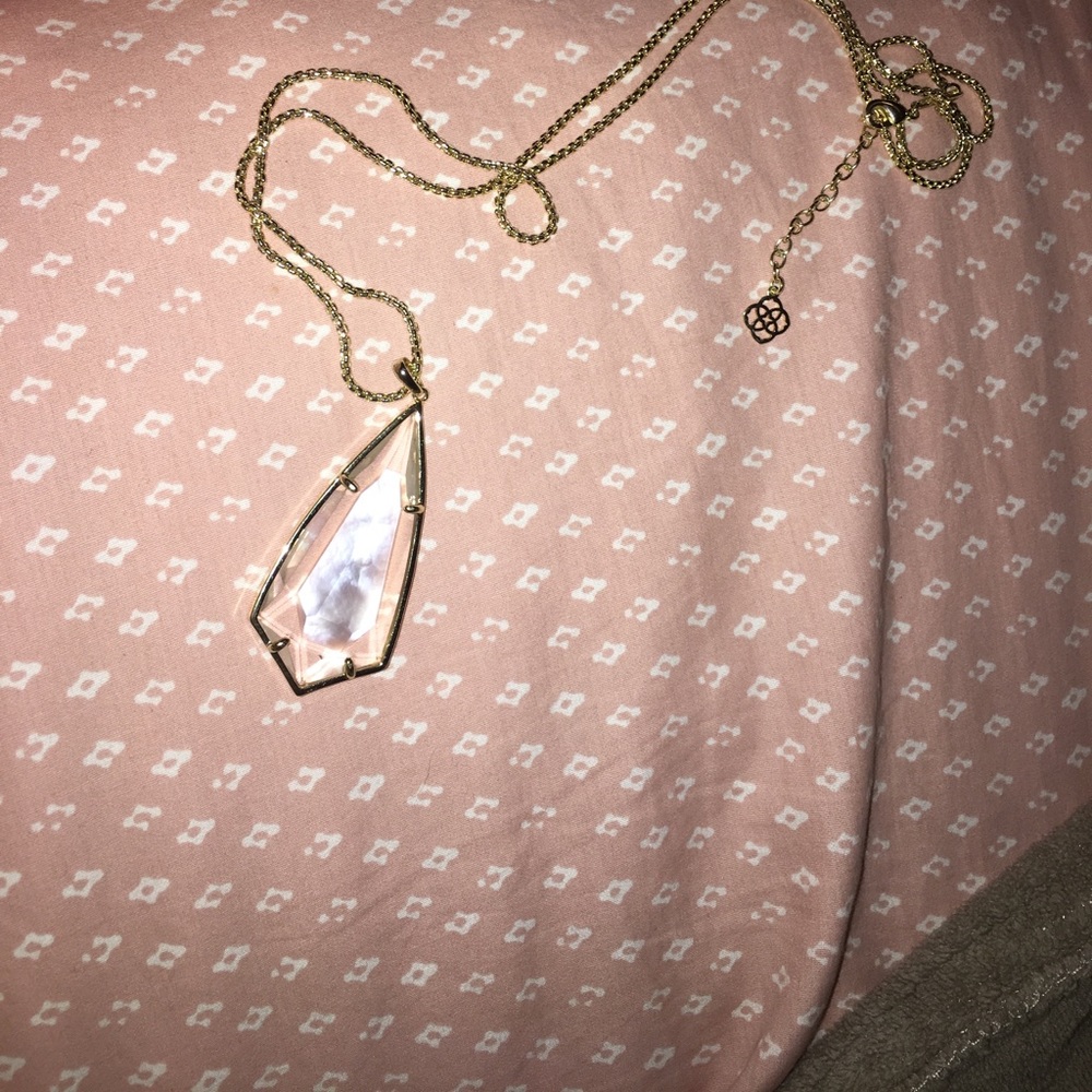 Kendra Scott long necklace