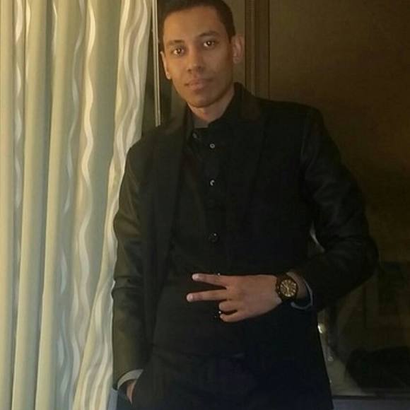 Meet your Posher, Yaser - Picture 1 of 1