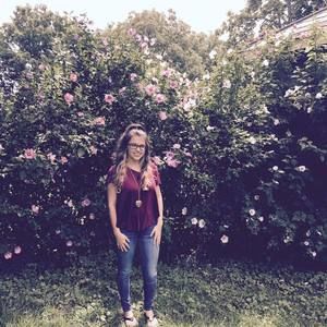 Meet your Posher, Madelyn