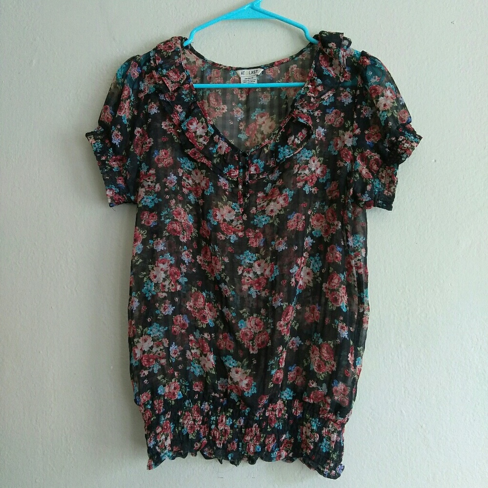 Flirty top