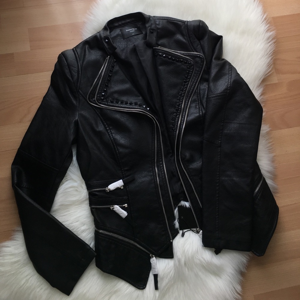 •LAST 1• Black Vegan Leather Zipper Biker Jacket - Picture 6 of 6