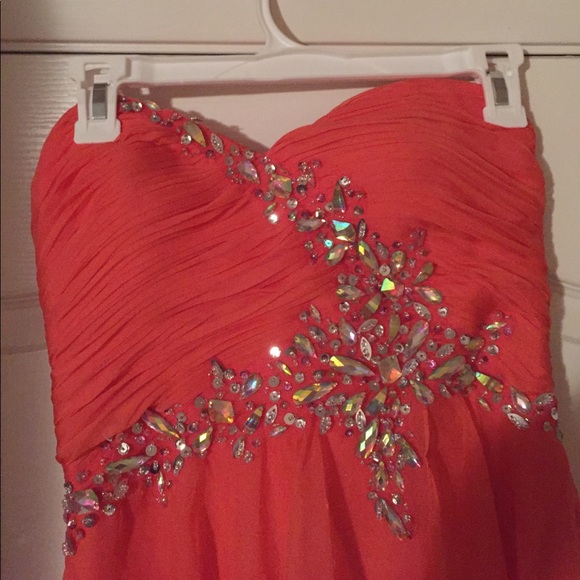 coral colored prom dress - Picture 2 of 3
