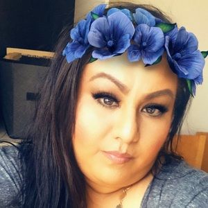 Meet your Posher, Lorena