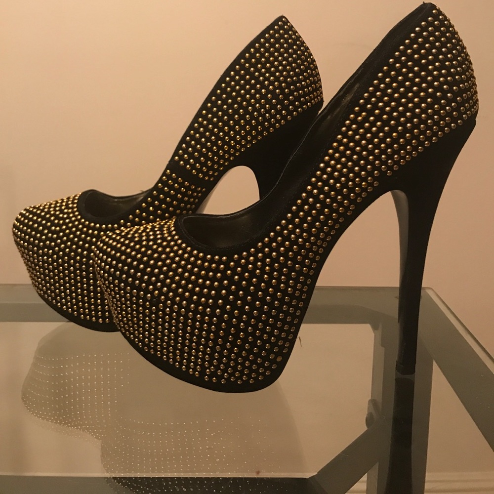 Black and gold stilettos