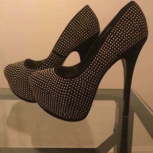 Black and gold stilettos