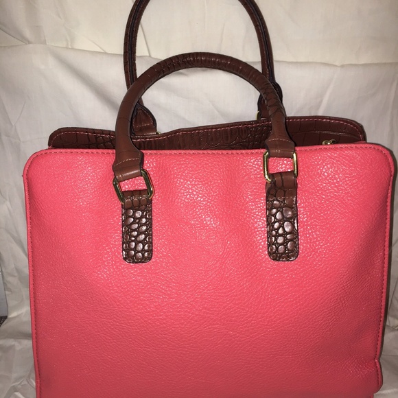 Brand New Purse - Picture 2 of 4