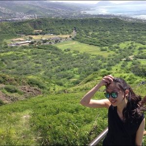 Meet your Posher, Vicky