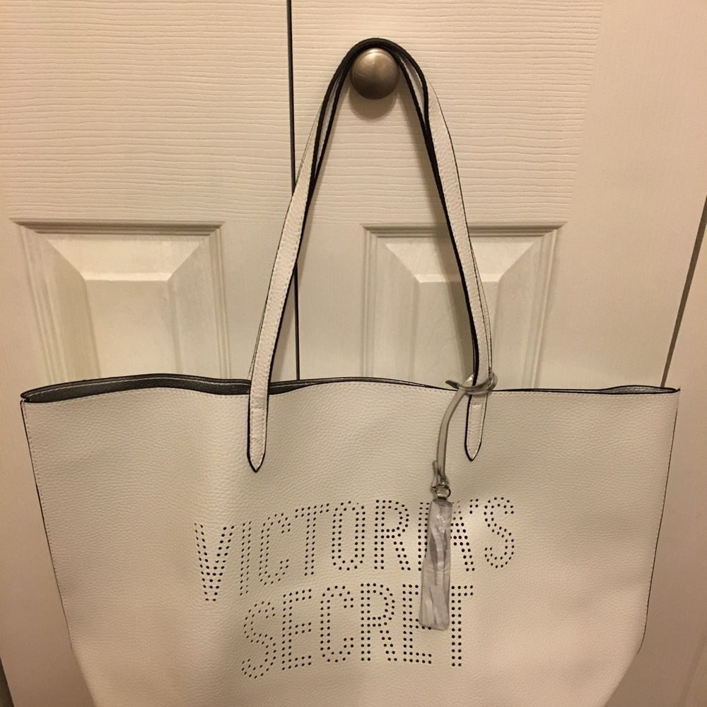 NWT Victoria's Secret Pure Leather tote or purse