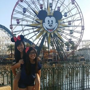 Meet your Posher, Sharon