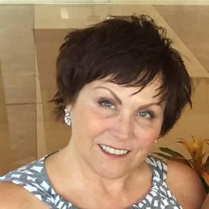 Meet your Posher, Robyne