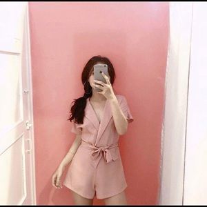 Beige Jumpsuit 💃🏻💃🏻💃🏻