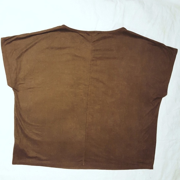 F21 |Aztec Design with Floral Cutouts - Picture 3 of 6