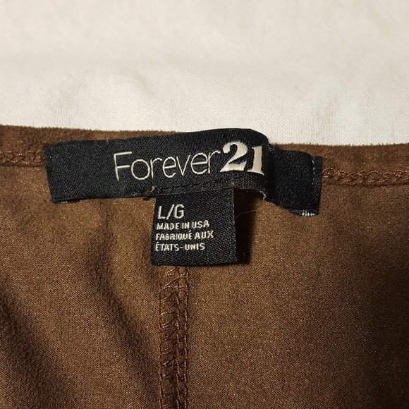 F21 |Aztec Design with Floral Cutouts - Picture 6 of 6