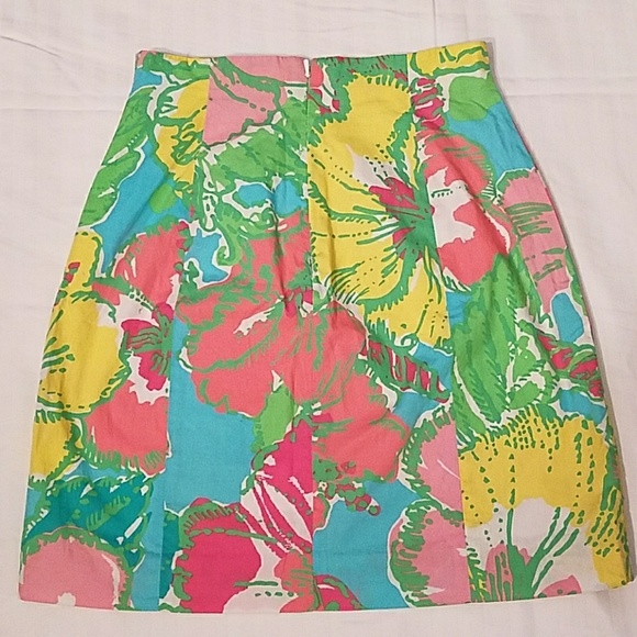 Like New Lilly Pulitzer 2 pcs skirt and top - Picture 5 of 6