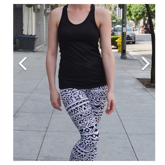 NWOT SANTA FE PRINT LEGGINGS - Picture 4 of 5