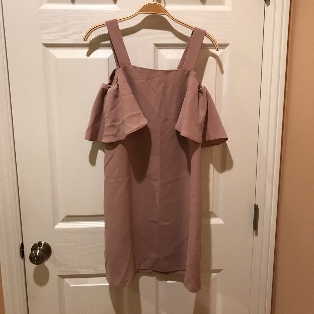 Topshop Bardot Cold-Shoulder Shift Dress