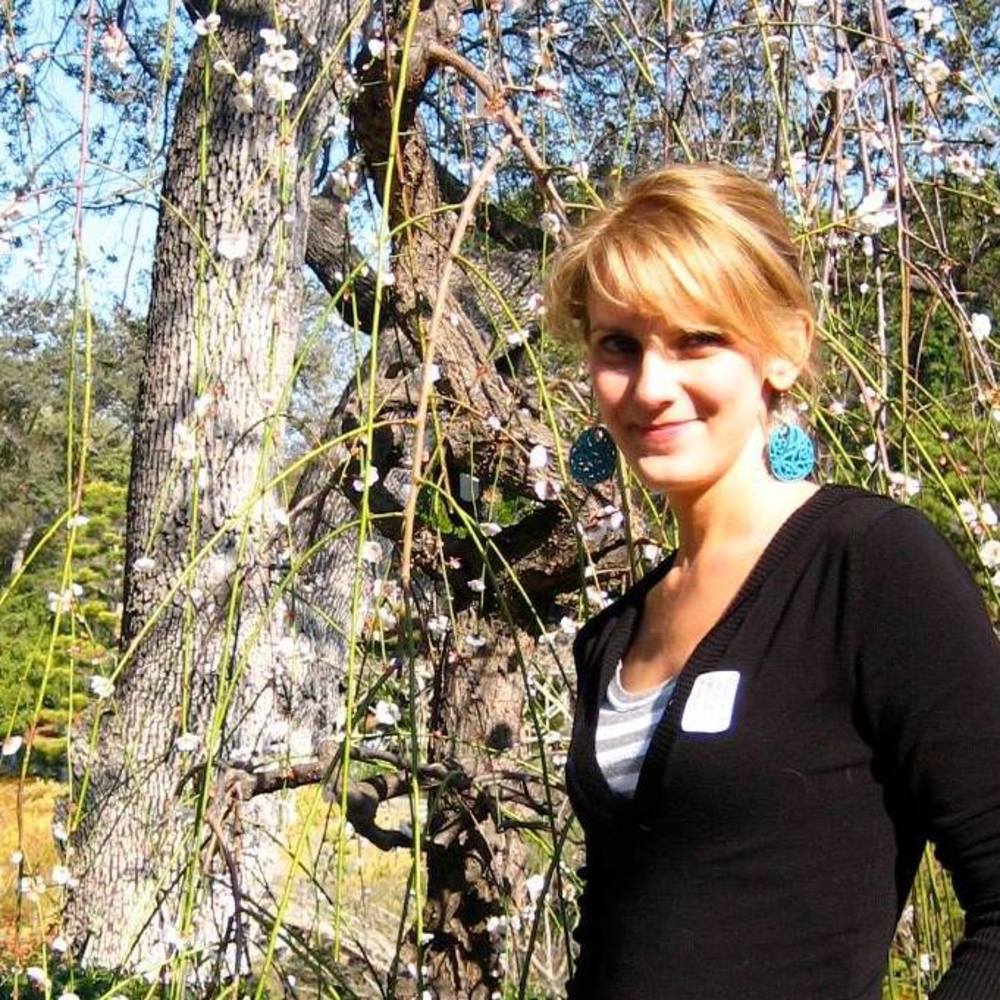 Meet your Posher, Claire