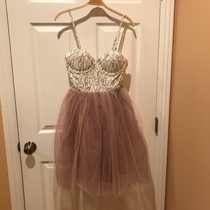 Boohoo Petite Lace & Tulle Prom Dress