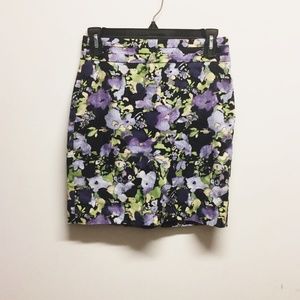SALE: LOFT skirt