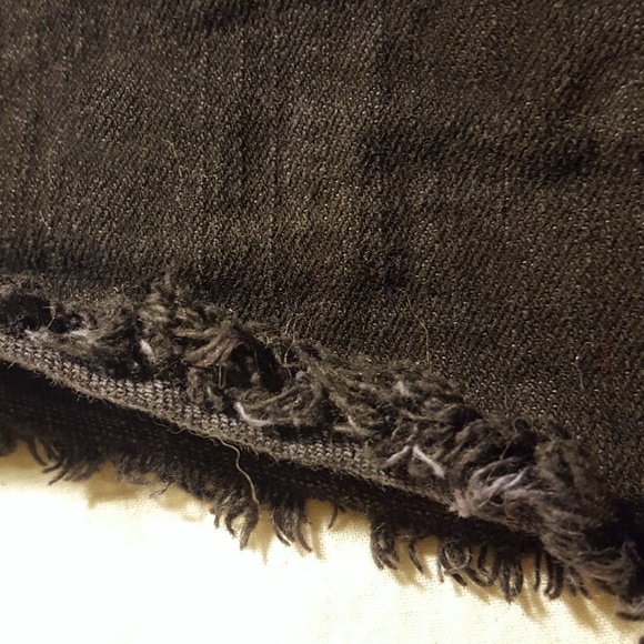 F21 | Black Jean Shorts - Picture 4 of 6