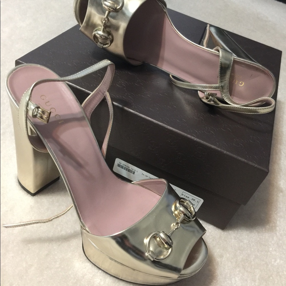 Gucci Claudie Patent Gold Chunky heel sandal 38.5