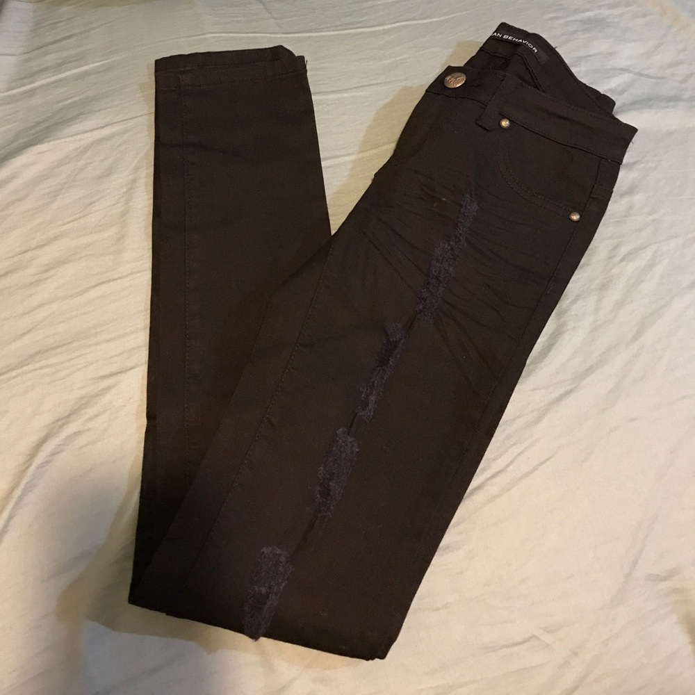 NWOT Urban behavior distressed jeans
