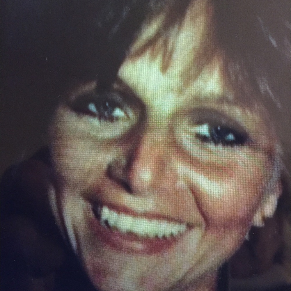 Meet your Posher, Connie