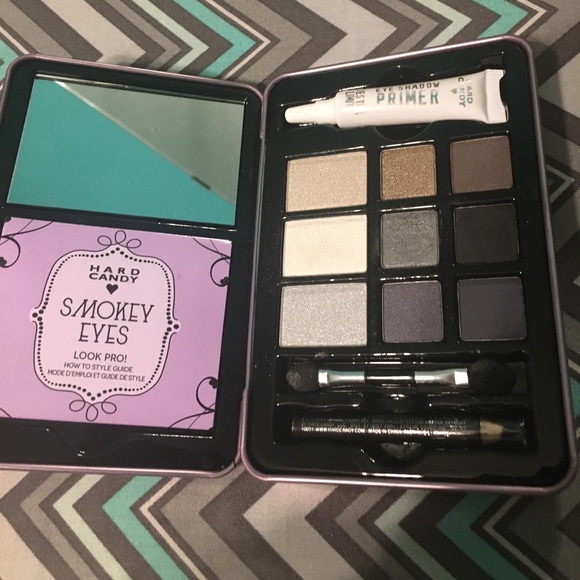 Hard Candy Makeup Bundle - Picture 2 of 3