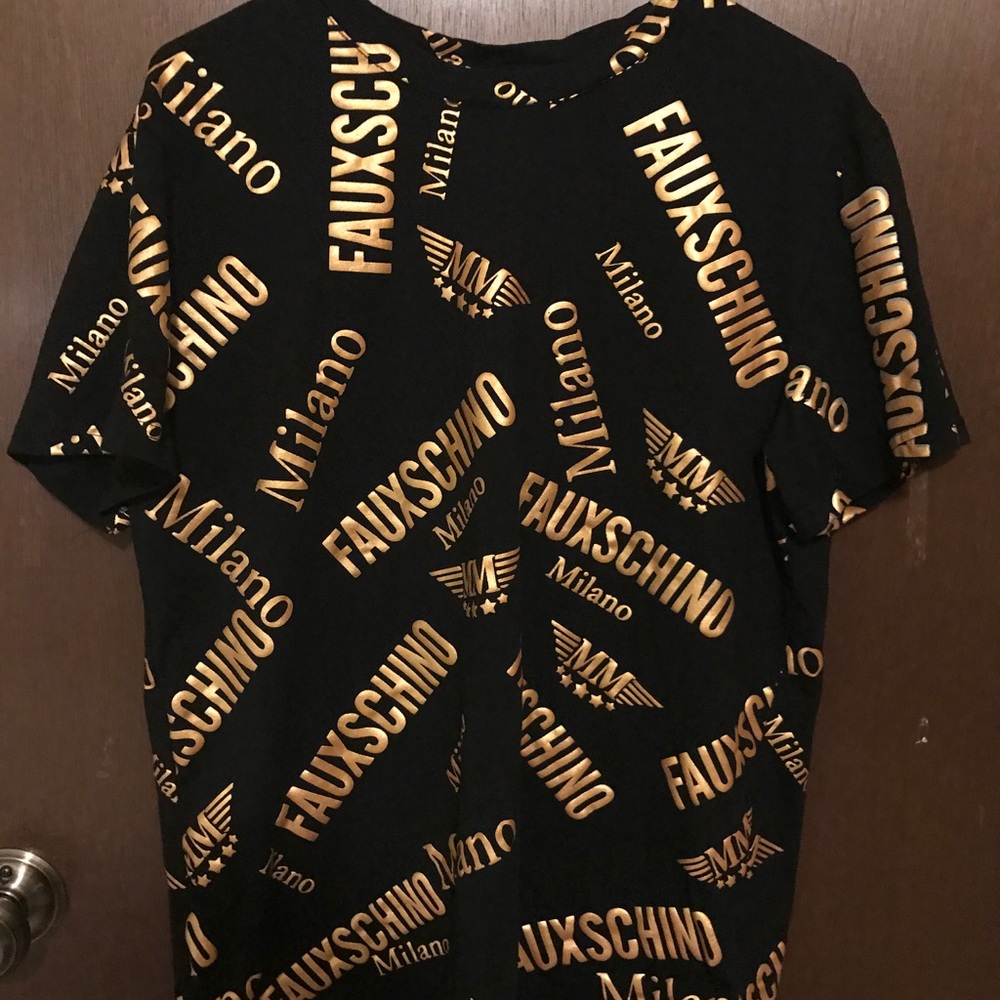 Moschino tee