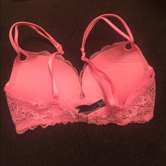 Victoria Secret bra - Picture 2 of 3