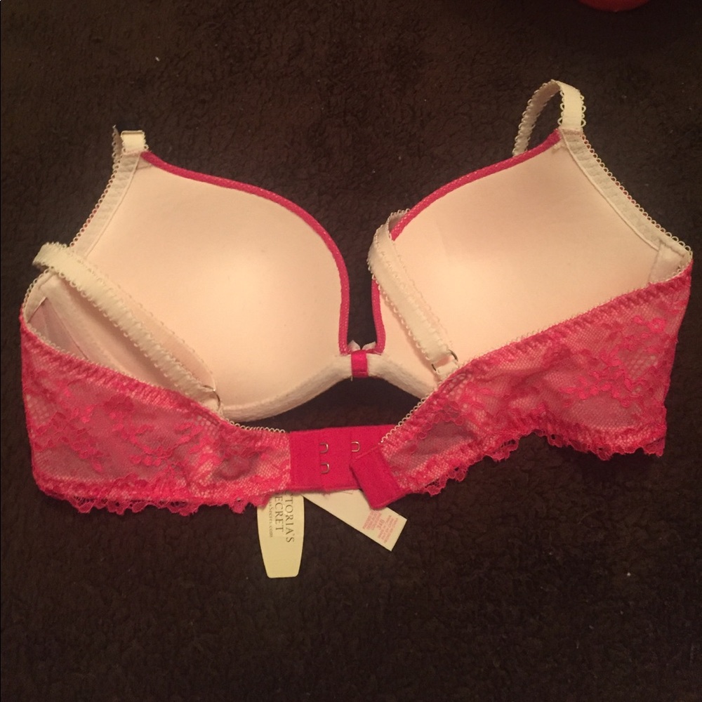 Victoria Secret bra - Picture 2 of 3