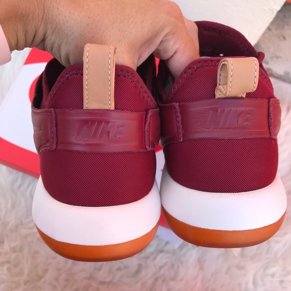 NIKE MENS LEATHER sz 7,7.5,8.5,9.5,10.5,11.5,12 - Picture 2 of 7