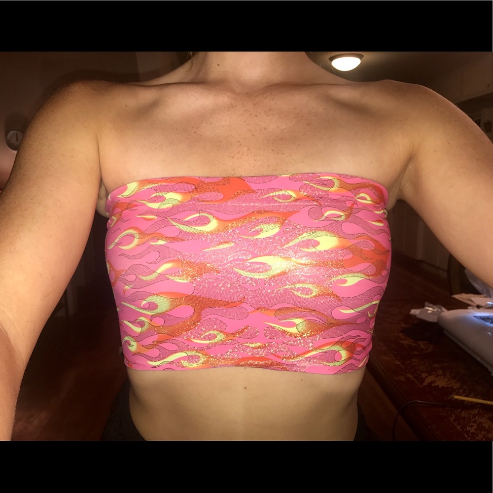 One of a kind flame tube top 🔥
