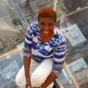 Meet your Posher, Andrea