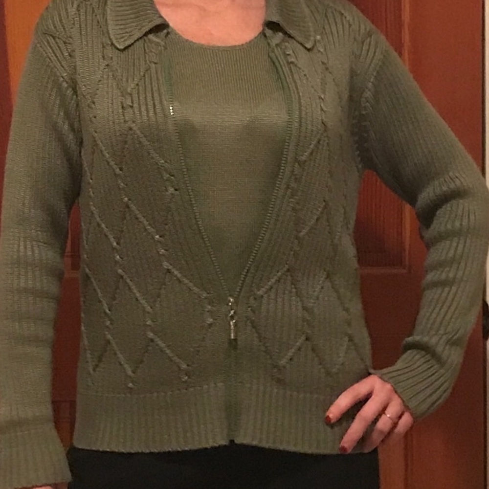 Fia Italia Handloomed Green Sweater Set