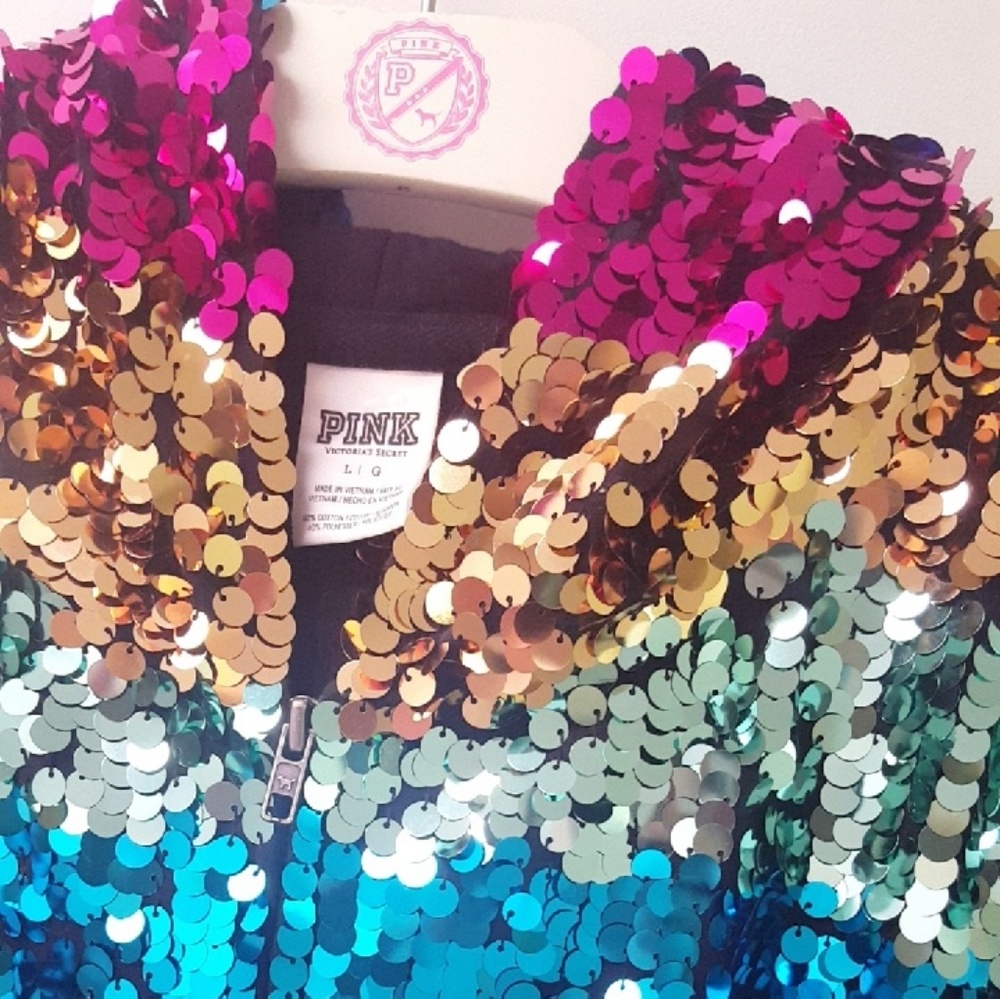 🎉SOLD🎉RARE VS PINK Sequin Fashion Show Hoodie - Picture 2 of 5