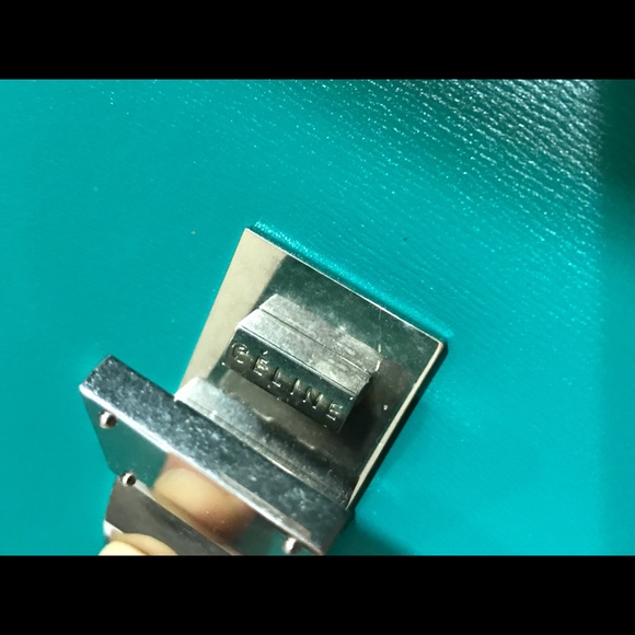 MEDIUM CLASSIC BOX BAG IN BLUE GREEN BOX CALFSKIN - Picture 7 of 8