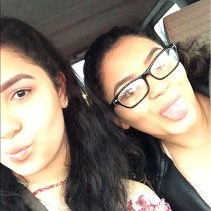 Meet your Posher, Bella