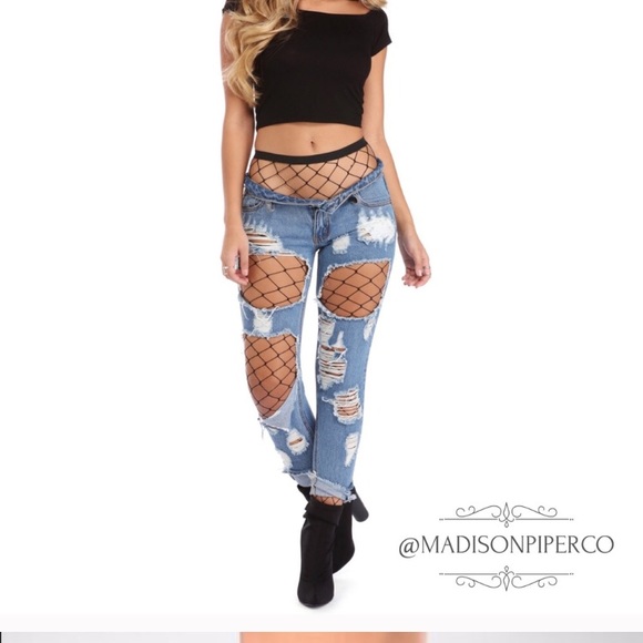 "Kylie" Wide Diamond Fishnet Stockings ❤️ - Picture 3 of 4