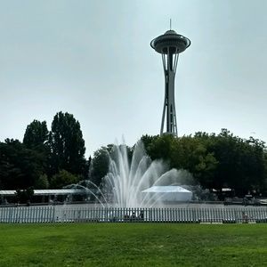 Meet your Posher, Prosperity