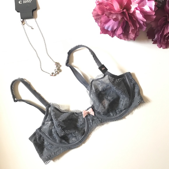 Victoria's Secret Other - Victoria's Secret Body By Victoria Unlined bra