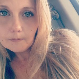 Meet your Posher, Dolphin