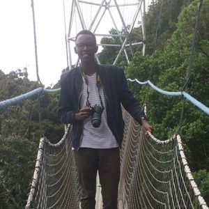 Meet your Posher, Enock